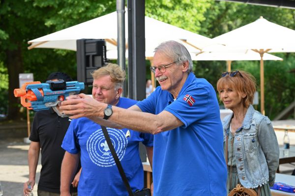 sommerfest-72-1412F50A3703-AFD2-750E-5120-BAAEEE3400F1.jpg